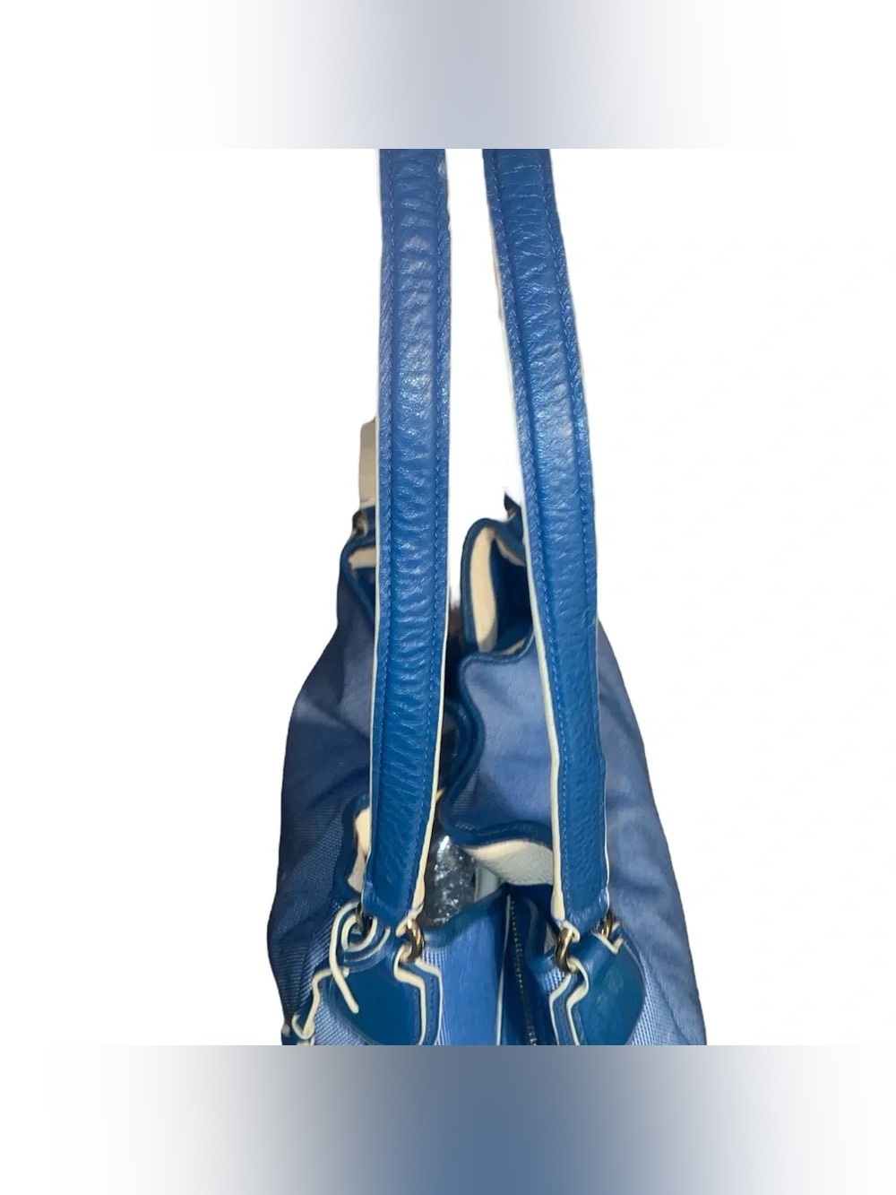 Coach Blue Canvas Horse & Carriage Shoulder Bag
123270 - Picture 7 of 9